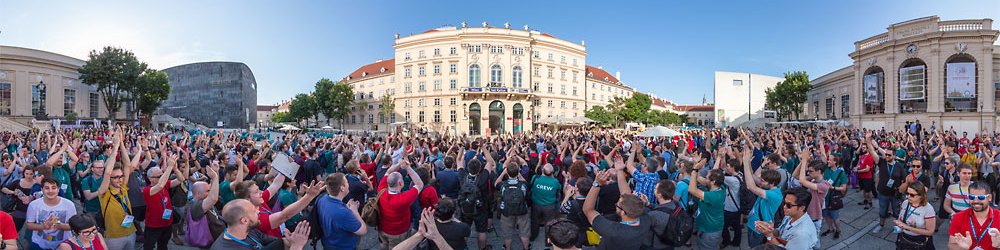 #wceu final group photo with all attendees - Wien,WordCamp Europe 2016 Vienna