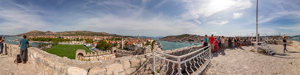 Trogir: Kaštel Kamerlengo am Aussichtsturm Richtung Stadt - Kroatien