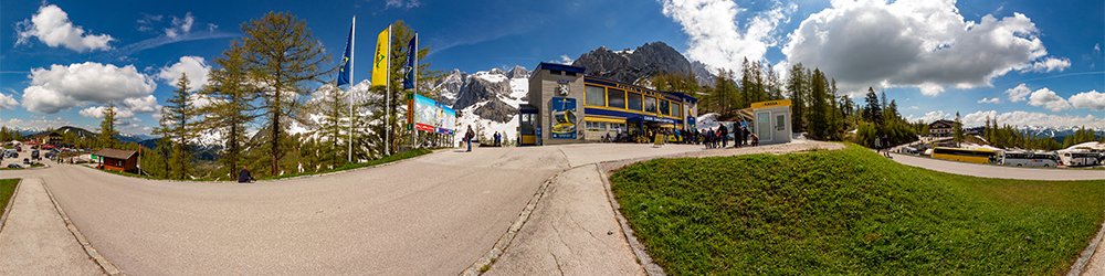 Dachstein: bei der Talstation der Gletscherbahn - Steiermark
