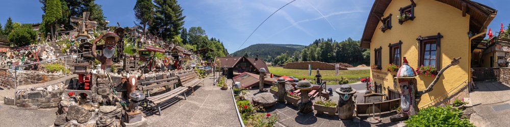 Wasserspiele Waldbach – am Fuß des Hügels - Steiermark